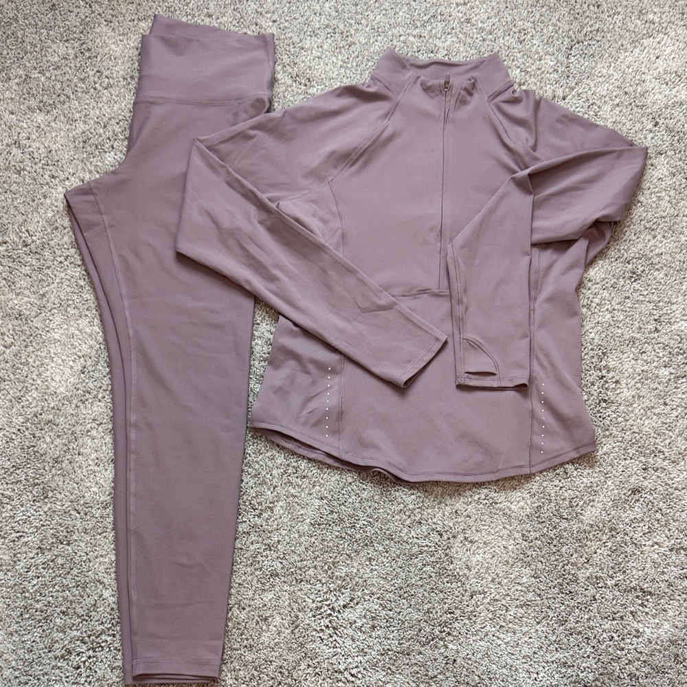 Old Navy Mauve Activewear Set size Large